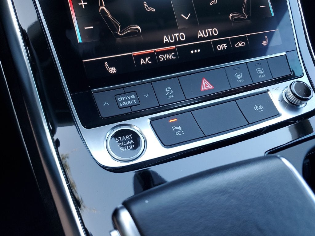 2023 Audi Q8 55 Premium quattro