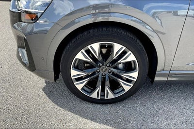 2025 Audi Q8 55 Premium Plus quattro
