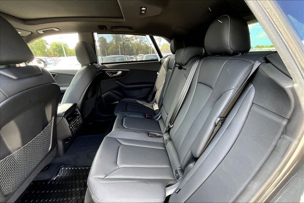 2025 Audi Q8 55 Premium Plus quattro