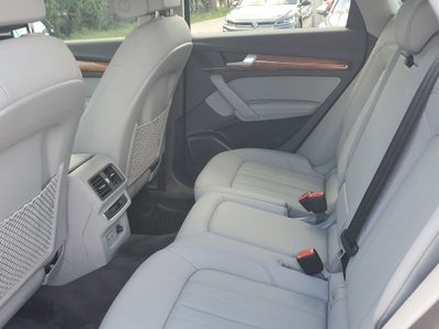 2023 Audi Q5 45 S line Premium quattro