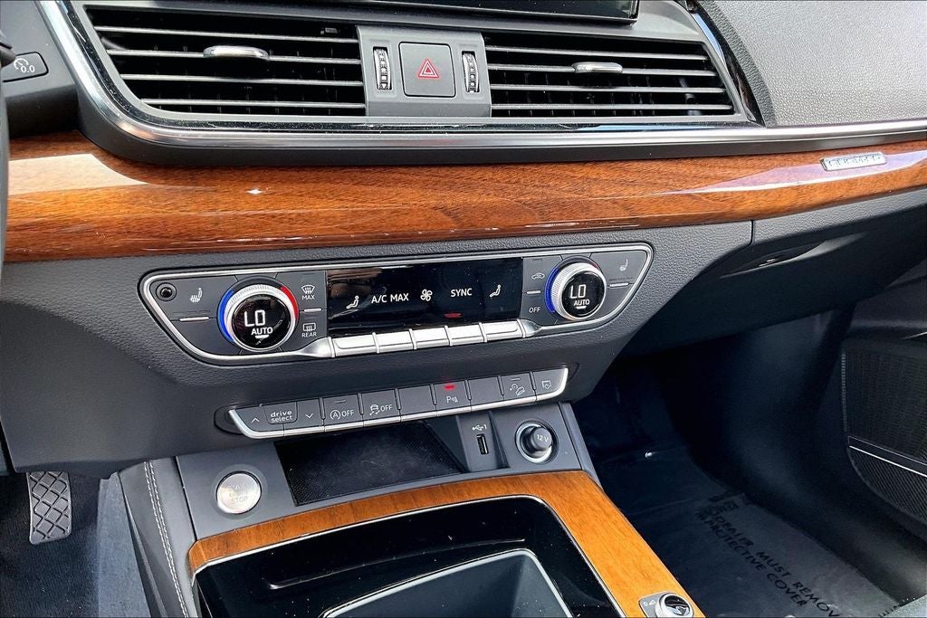 2023 Audi Q5 45 S line Premium Plus quattro