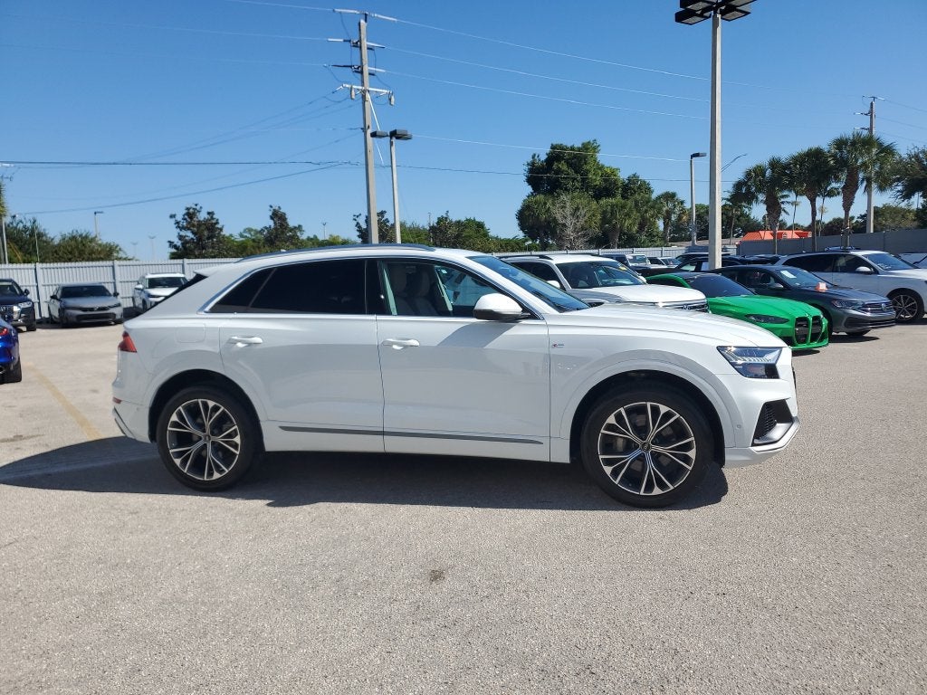 2023 Audi Q8 55 Premium Plus quattro