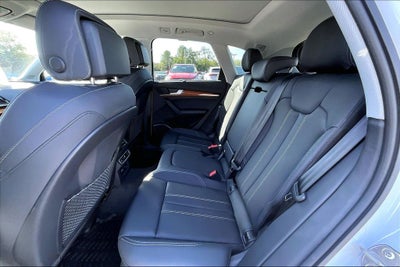 2023 Audi Q5 45 S line Prestige quattro