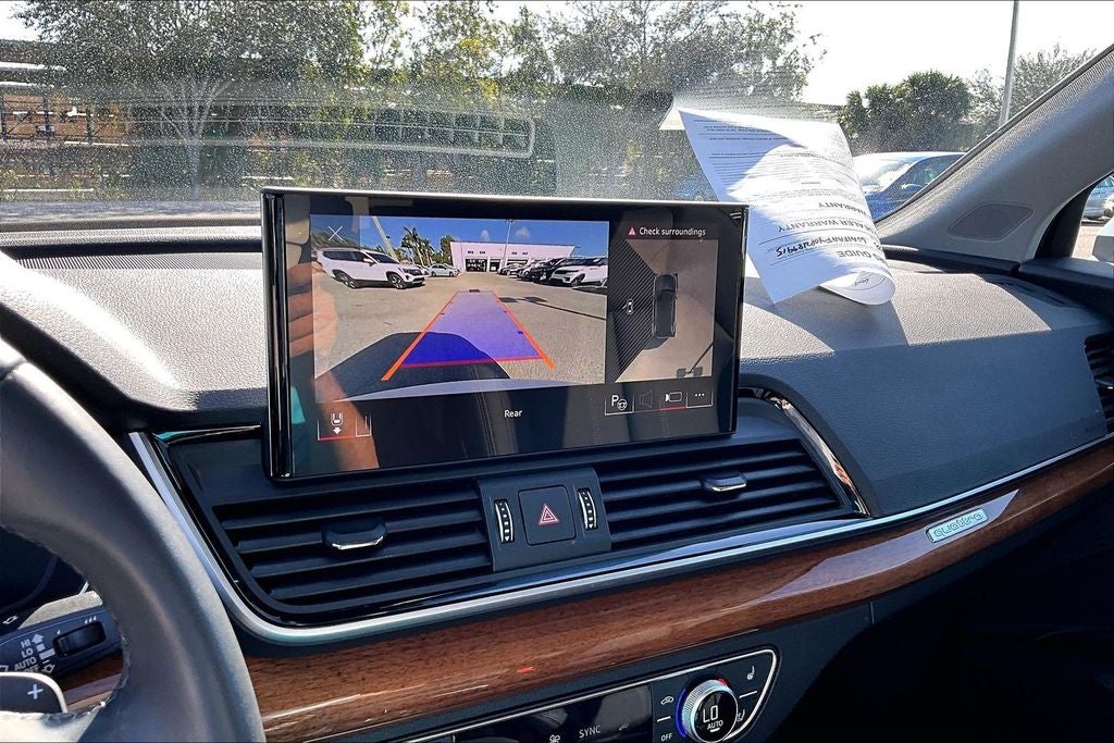 2023 Audi Q5 45 S line Prestige quattro