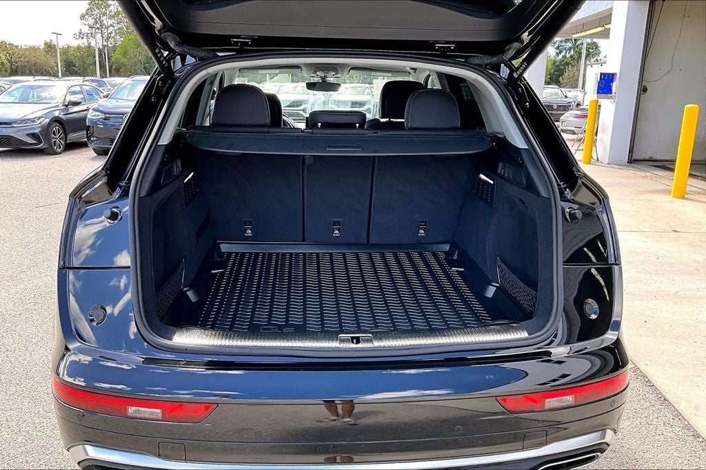 2022 Audi Q5 45 S line Prestige quattro