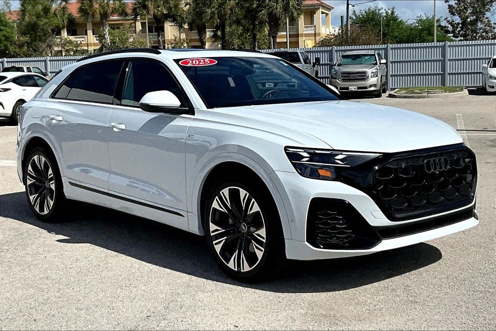2025 Audi Q8 55 Prestige quattro