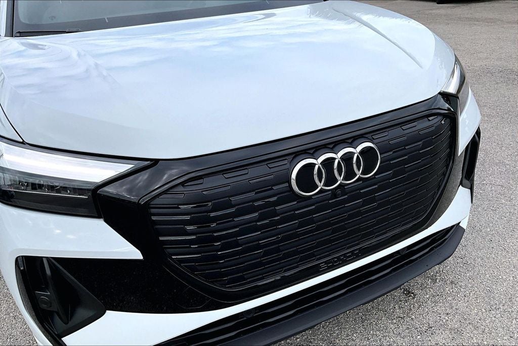 2024 Audi Q4 e-tron Premium quattro