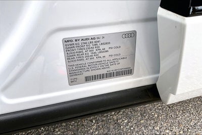 2024 Audi Q4 e-tron Premium quattro