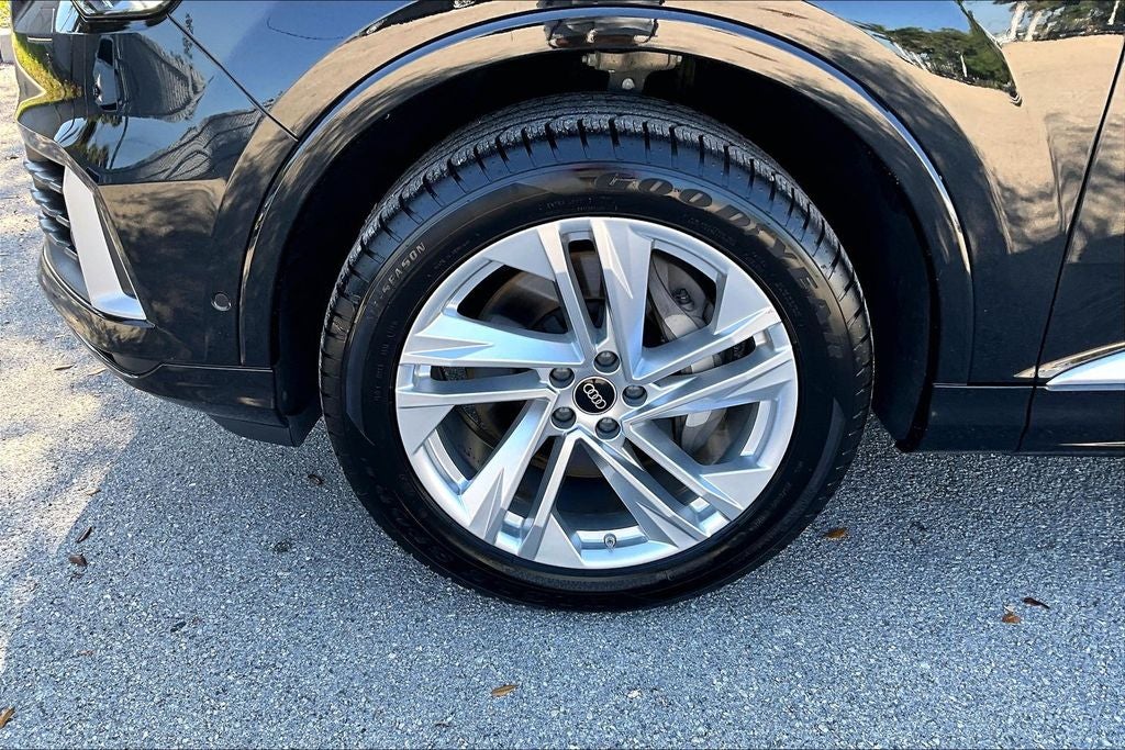 2023 Audi Q7 55 Premium Plus quattro