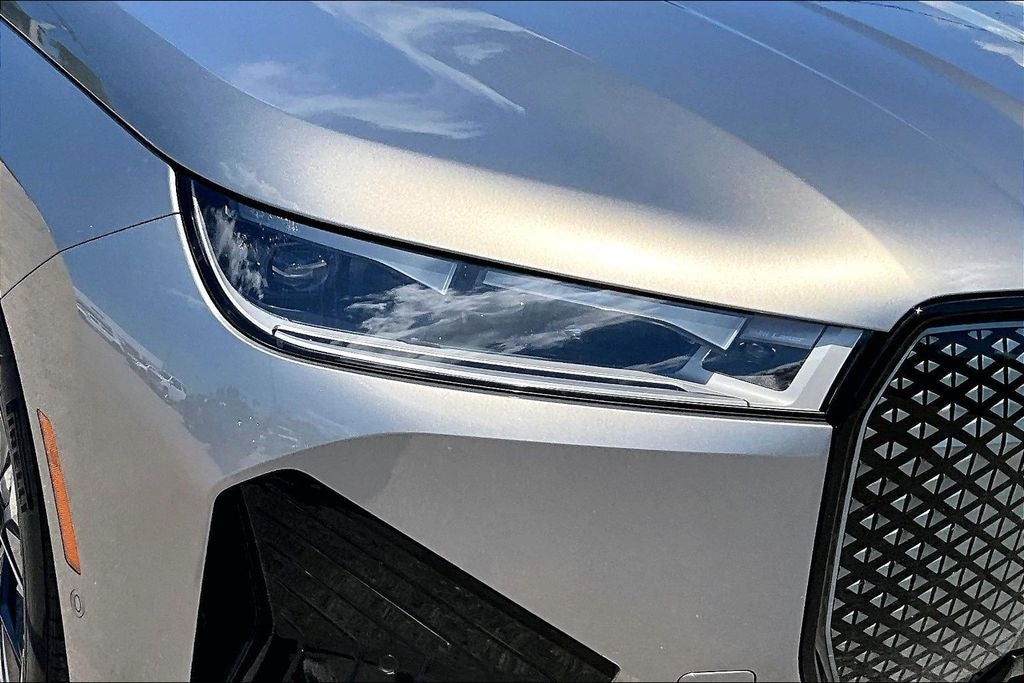 2023 BMW iX M60