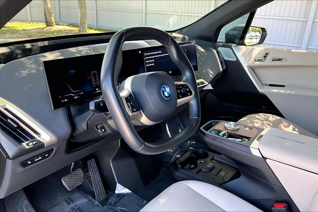2023 BMW iX M60