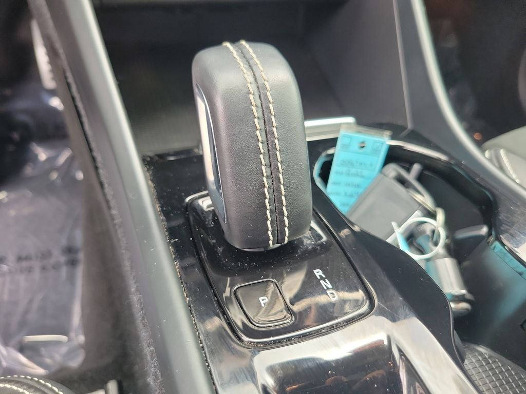2021 Volvo XC40 R-Design
