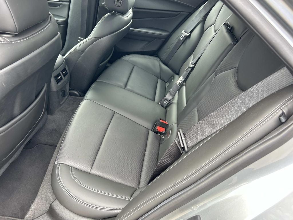 2023 Cadillac CT4 Premium Luxury