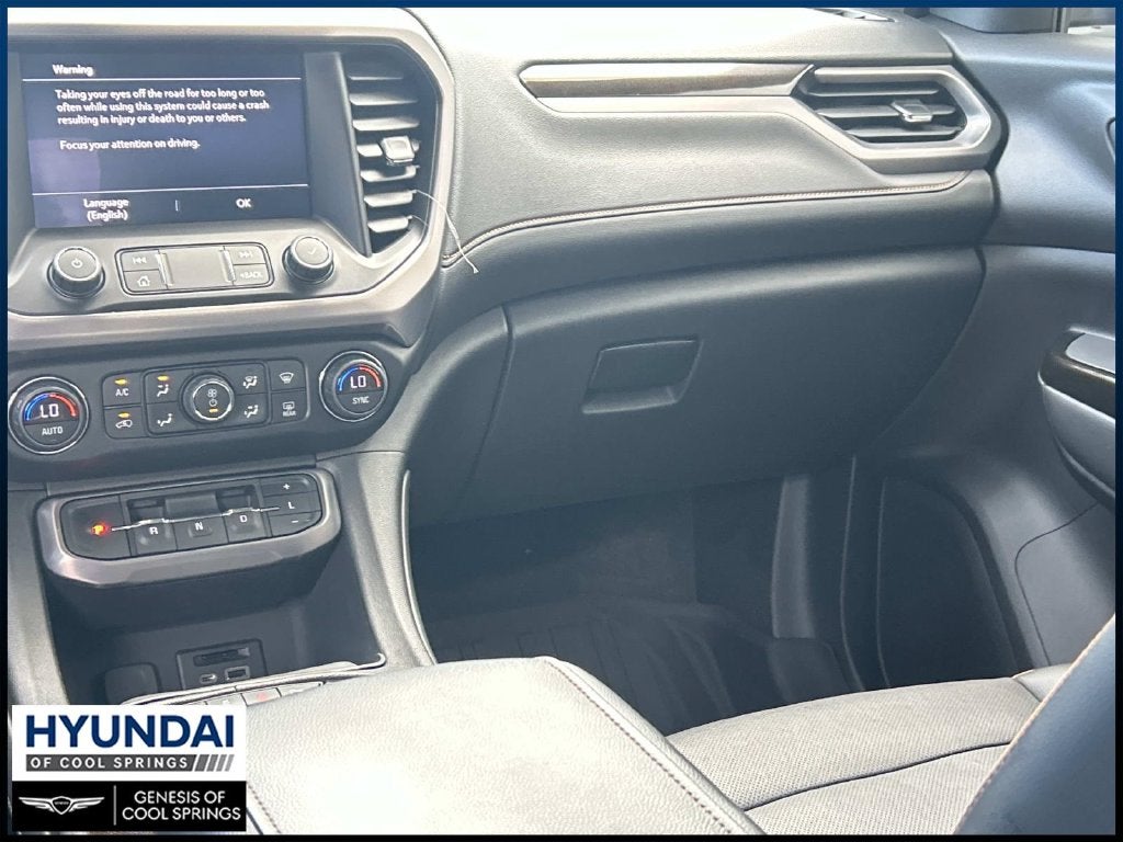 2022 GMC Acadia AT4