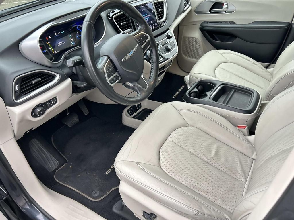 2020 Chrysler Pacifica Hybrid Touring L