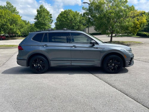 2023 Volkswagen Tiguan SE R-Line Black