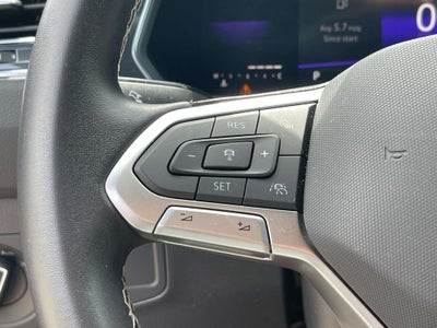 2023 Volkswagen Tiguan SE R-Line Black