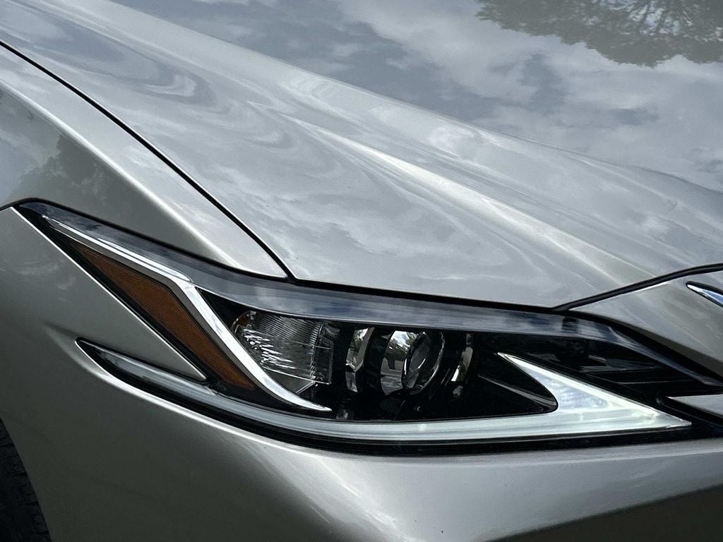 2020 Lexus ES 300h ES 300h