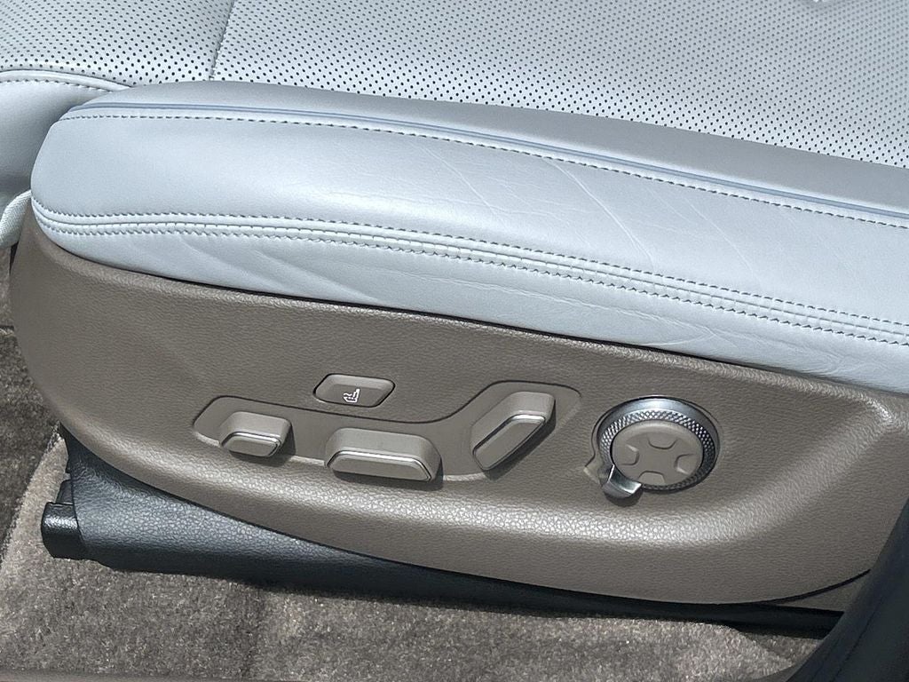 2026 Genesis Electrified GV70 Prestige 20"