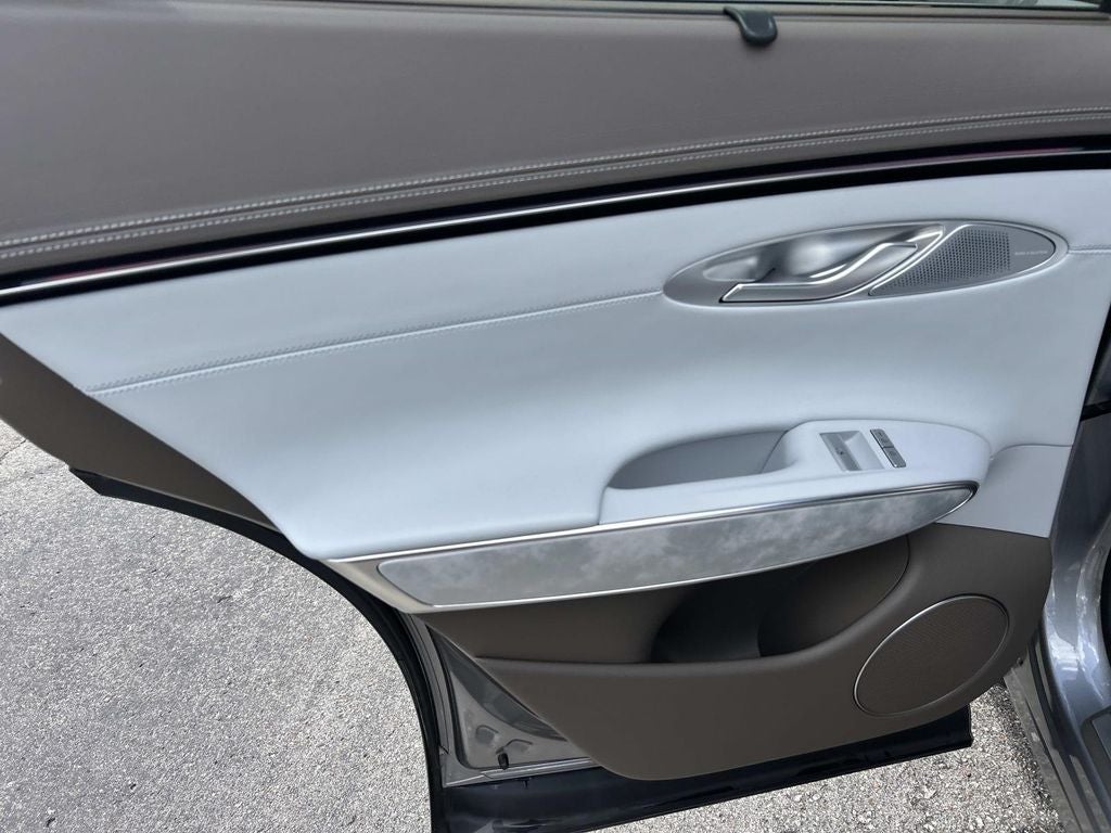 2026 Genesis Electrified GV70 Prestige 20"
