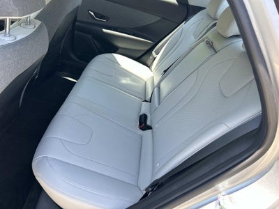 2022 Hyundai Elantra Limited