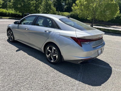 2022 Hyundai Elantra Limited