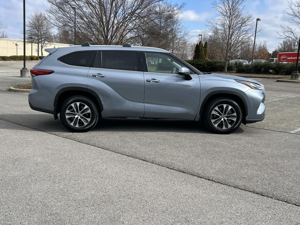 2021 Toyota Highlander Hybrid XLE
