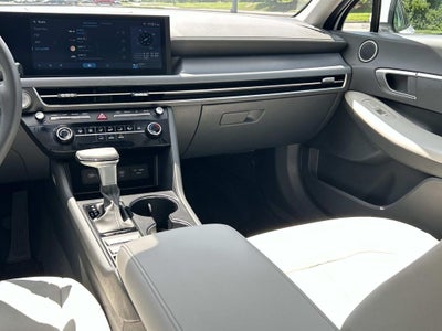 2025 Hyundai Sonata SE