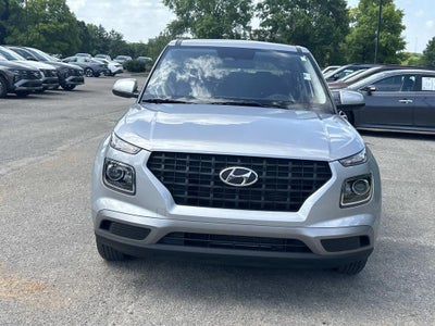 2025 Hyundai Venue SE
