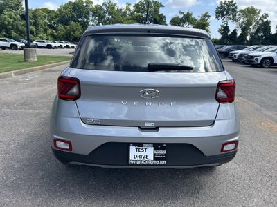 2025 Hyundai Venue SE
