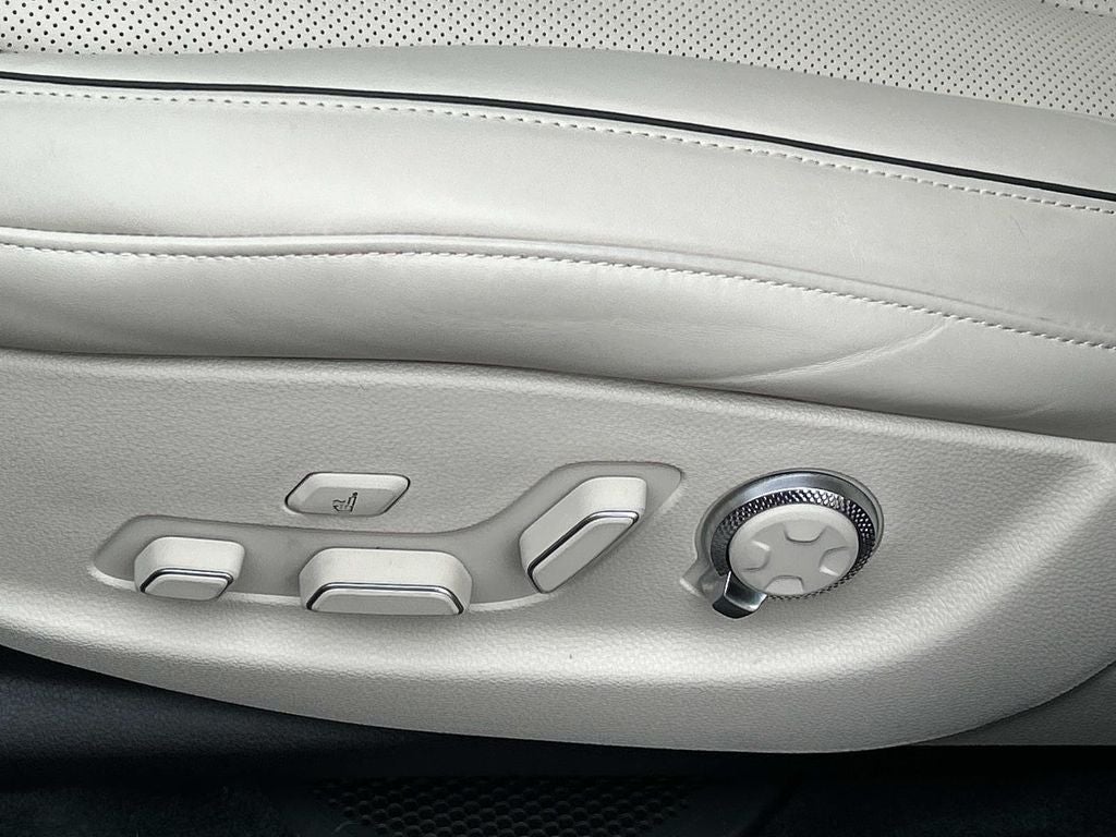 2025 Genesis GV80 Prestige