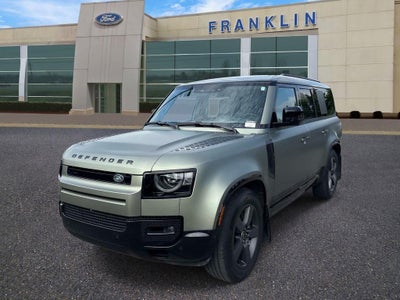 2025 Land Rover Defender X-Dynamic SE