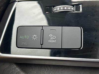 2019 Audi Q8 Premium Plus