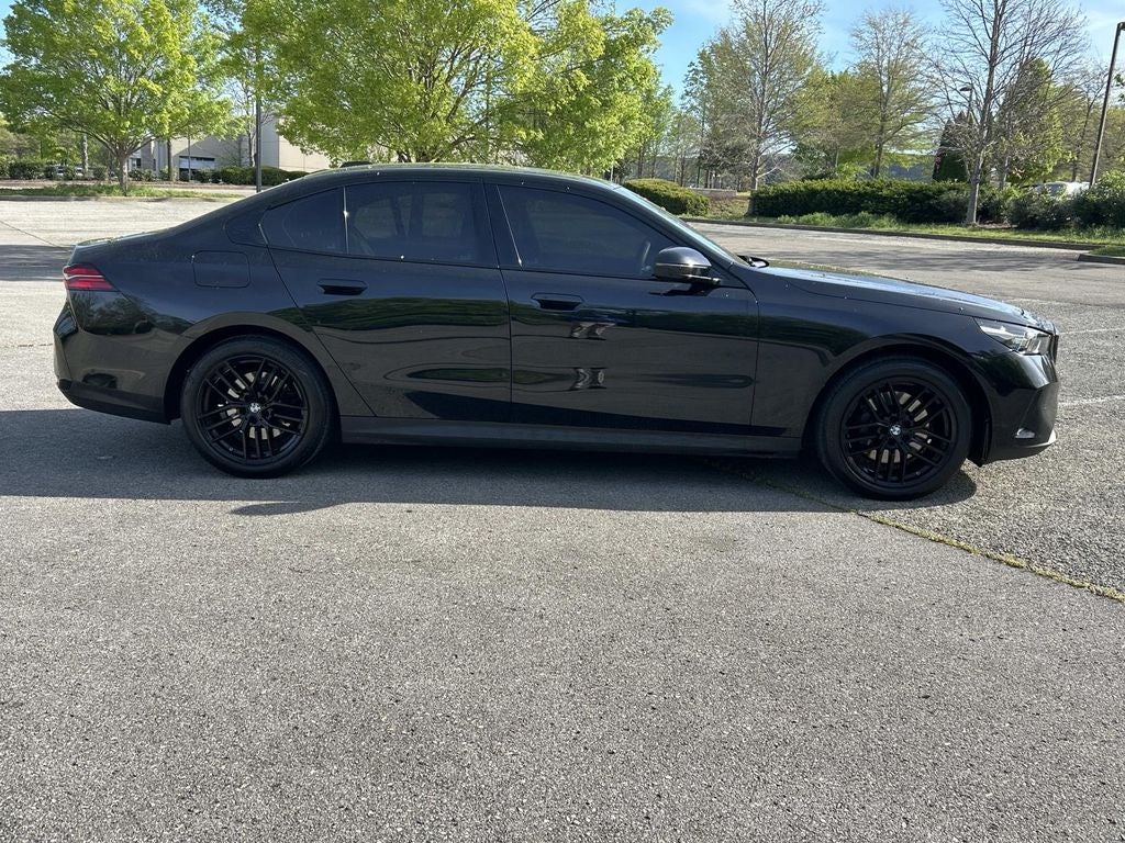 2024 BMW 5 Series 530i