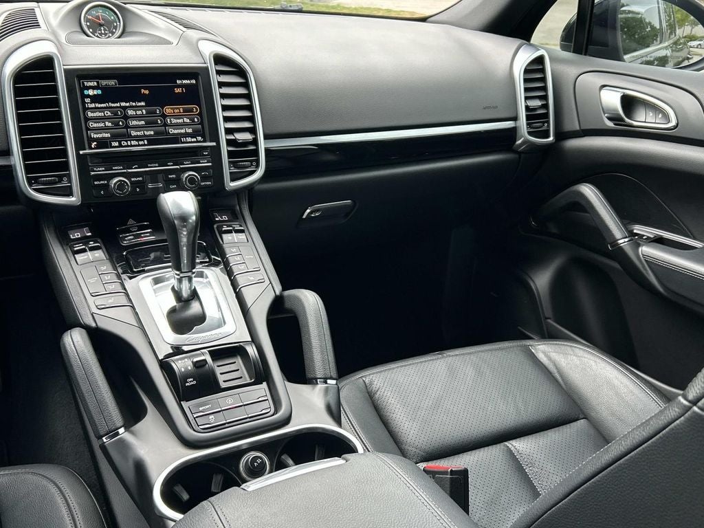 2014 Porsche Cayenne Platinum Edition