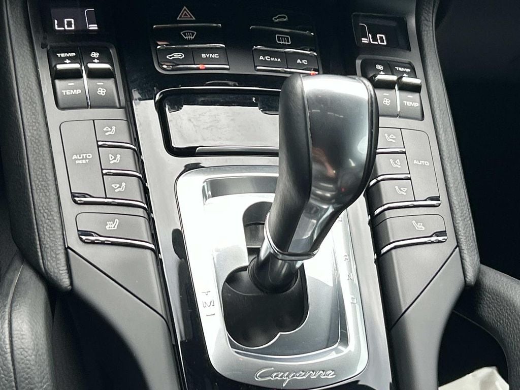 2014 Porsche Cayenne Platinum Edition