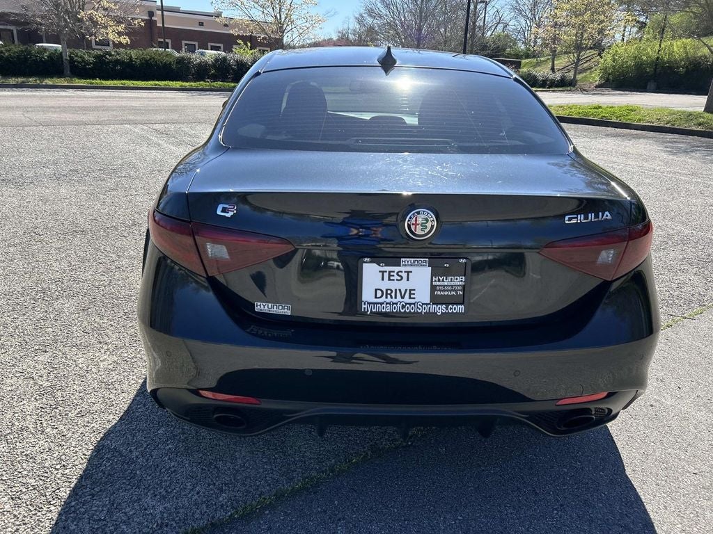 2022 Alfa Romeo Giulia Veloce