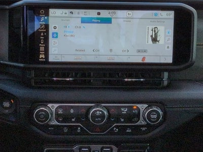 2025 Jeep Gladiator Mojave X