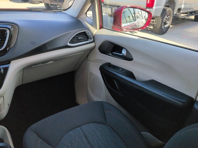 2020 Chrysler Pacifica Touring