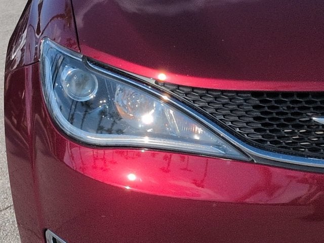 2020 Chrysler Pacifica Touring