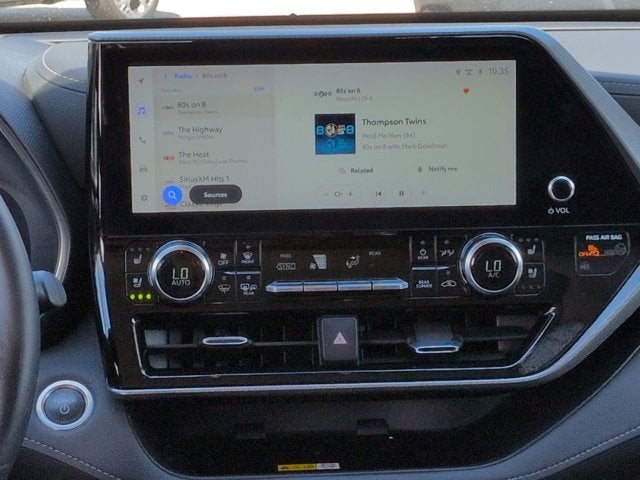 2024 Toyota Highlander Hybrid Platinum