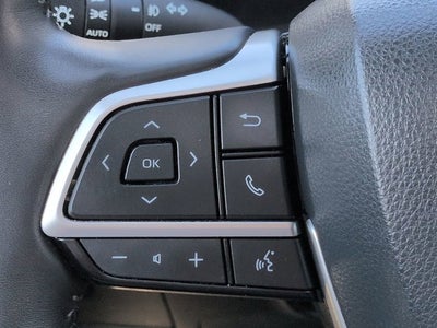 2024 Toyota Highlander Hybrid Platinum