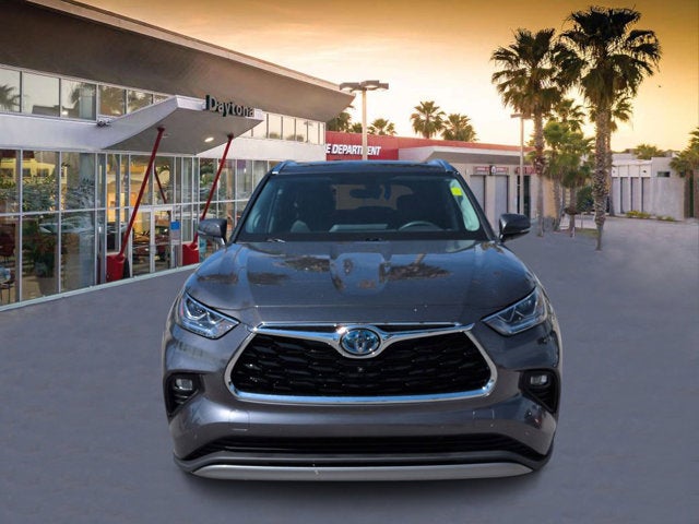 2024 Toyota Highlander Hybrid Platinum