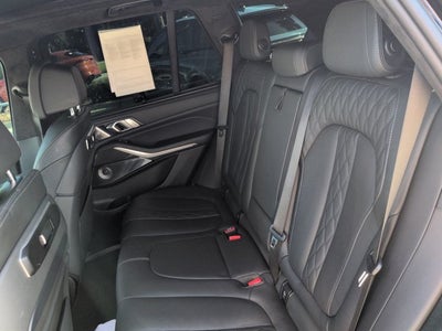 2025 BMW X5 M60i