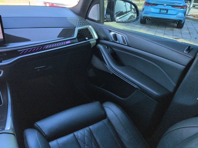 2025 BMW X5 M60i
