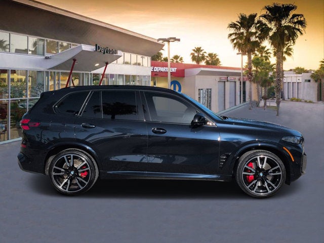 2025 BMW X5 M60i
