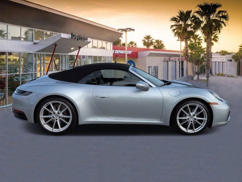 2022 Porsche 911 Carrera